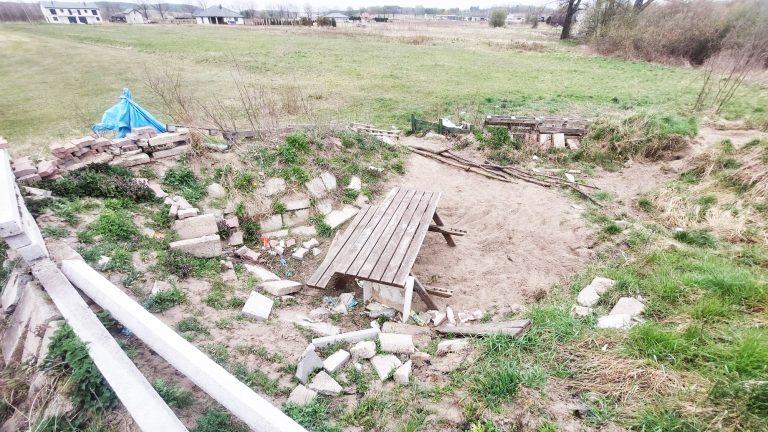 Boisko pod ostrzałem